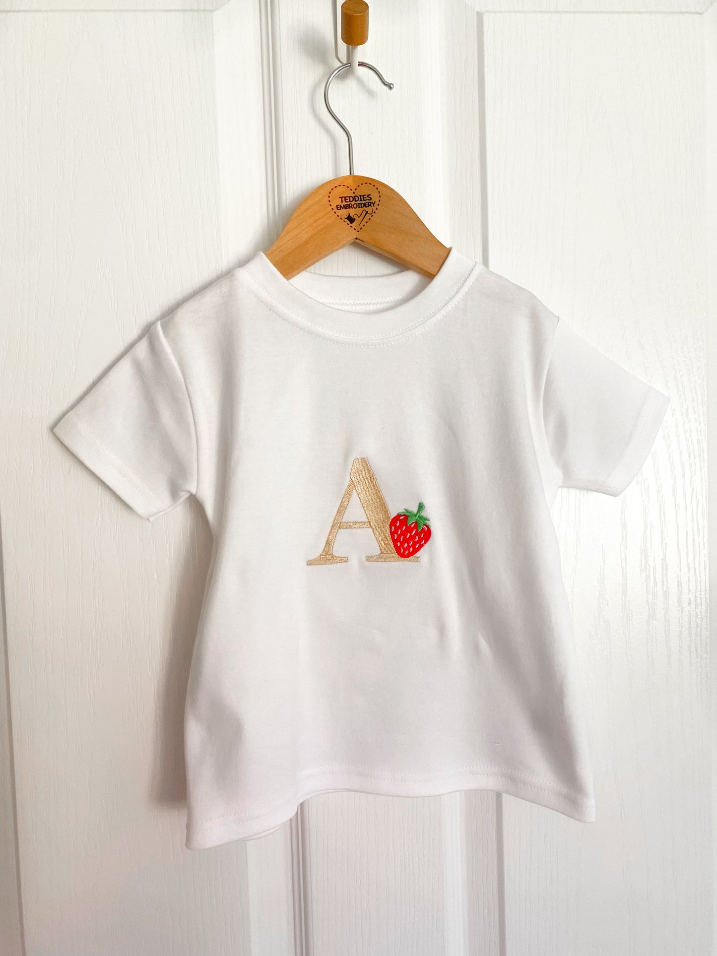 White Tshirt personalised design